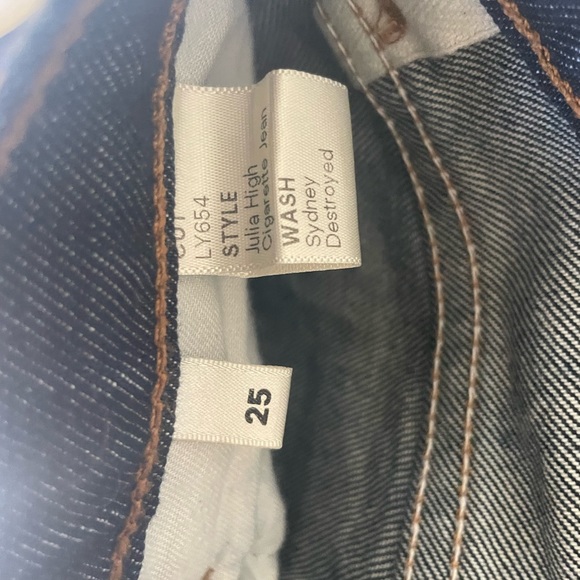 Reformation julia crop high cigarette jean - Picture 3 of 3